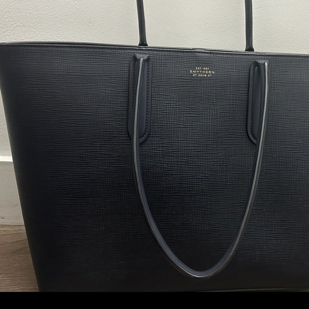 Smythson East West Tote - Dark Navy